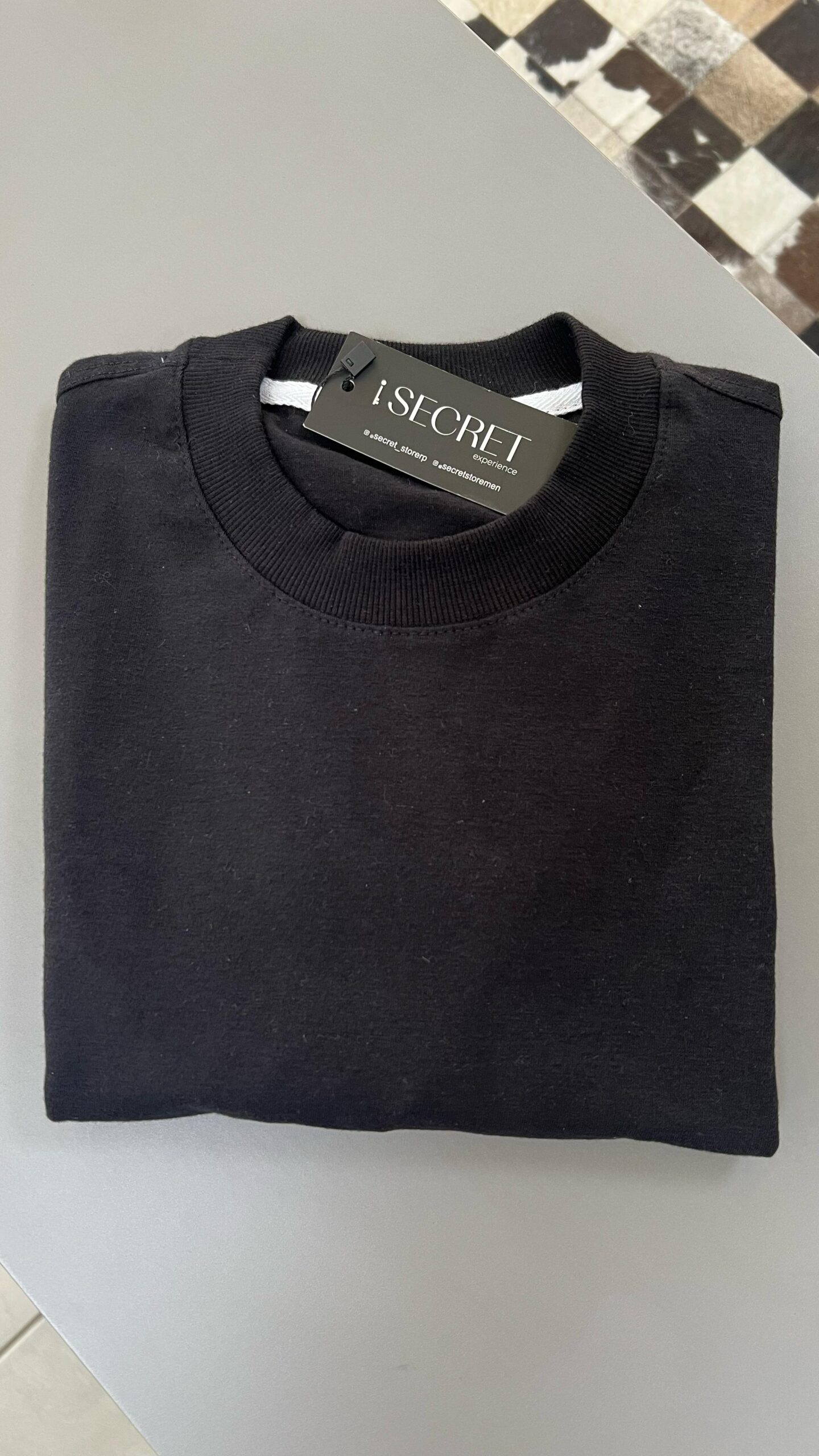 (PROMOÇÃO) CAMISETA ALGODÃO GOLA MÉDIA BC – PRETA